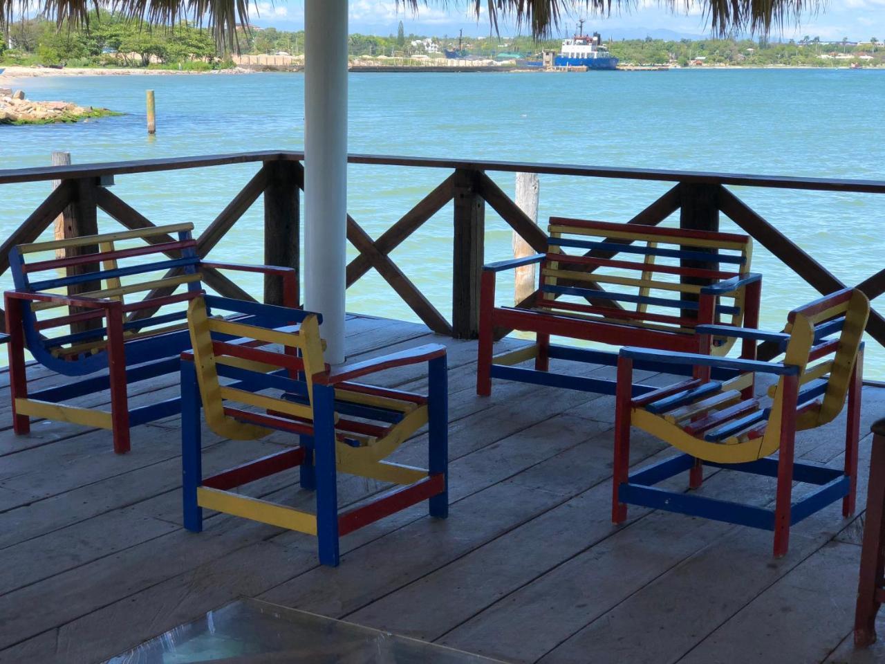 Hotel Guarocuya De Barahona エクステリア 写真